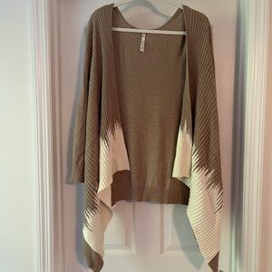 Leo & Nicole Taupe Knit Sweater